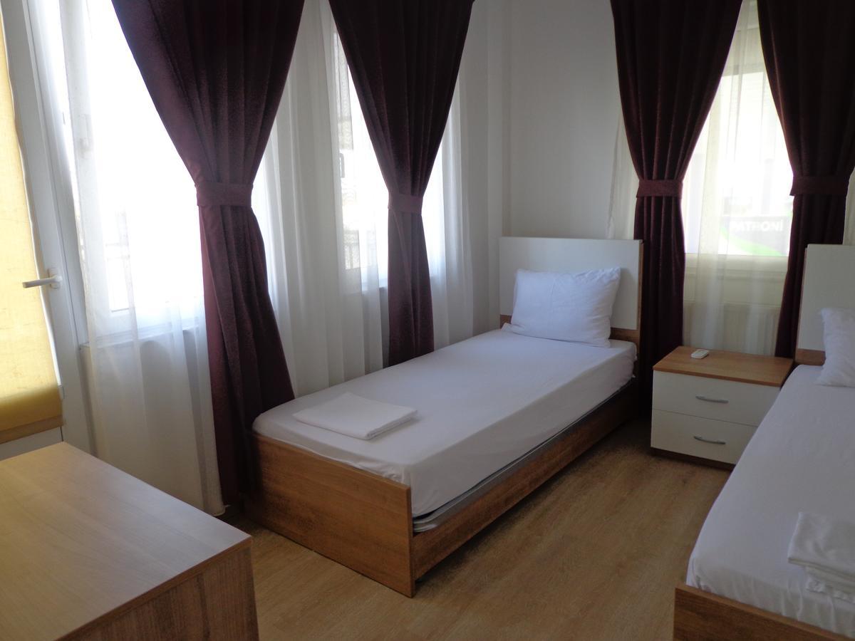 Hotel Rio Prishtinë Exterior photo