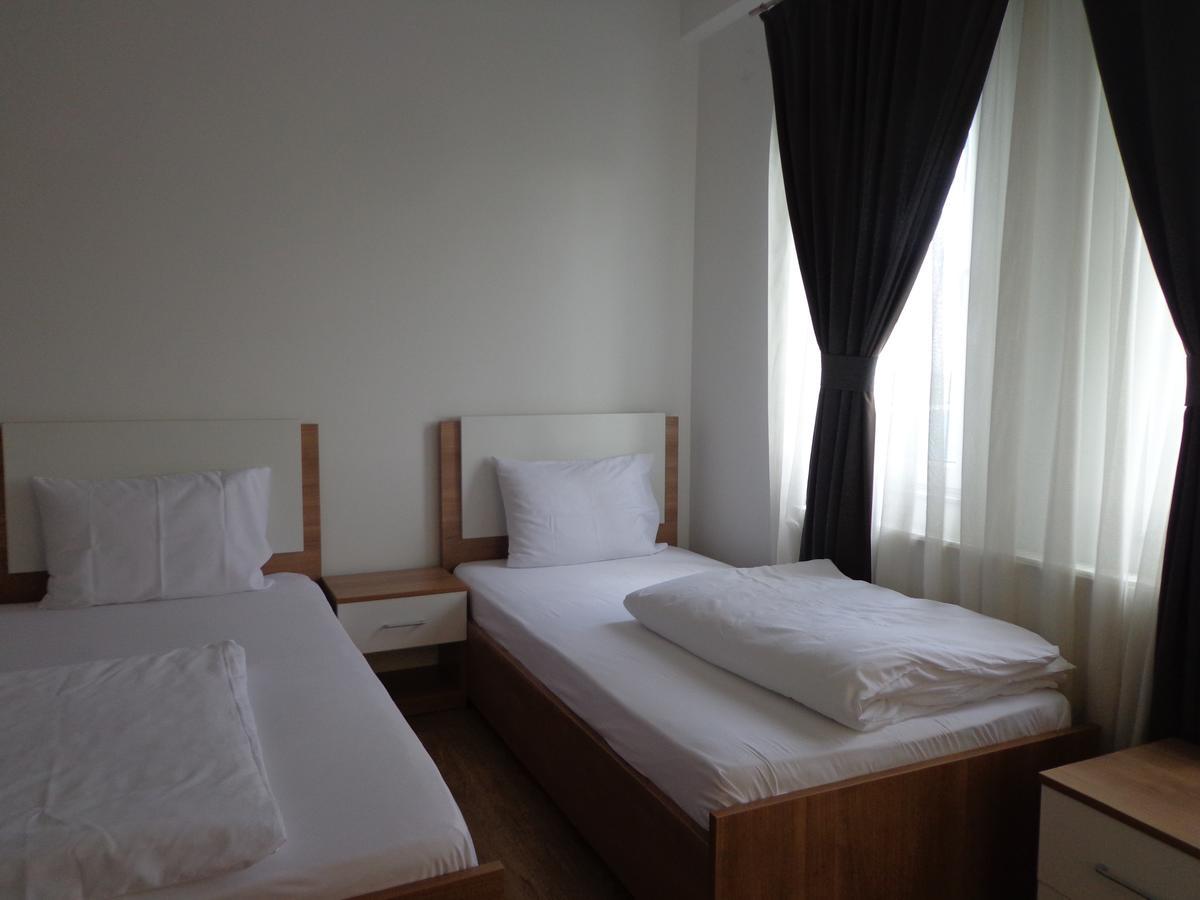 Hotel Rio Prishtinë Exterior photo