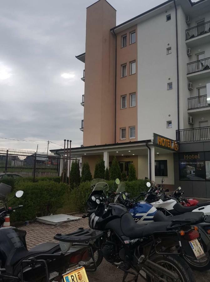 Hotel Rio Prishtinë Exterior photo